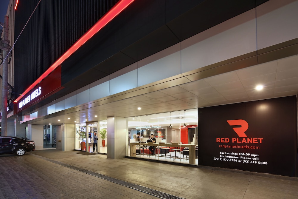 Red Planet Cubao Aurora Boulevard 20/27