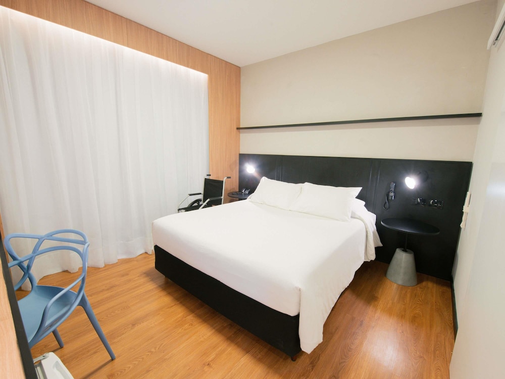 Ibis Curitiba Shopping 26/71