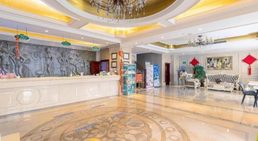Vienna Hotel (Zhongshan Guzhen Lighting Expo Center) 11/60
