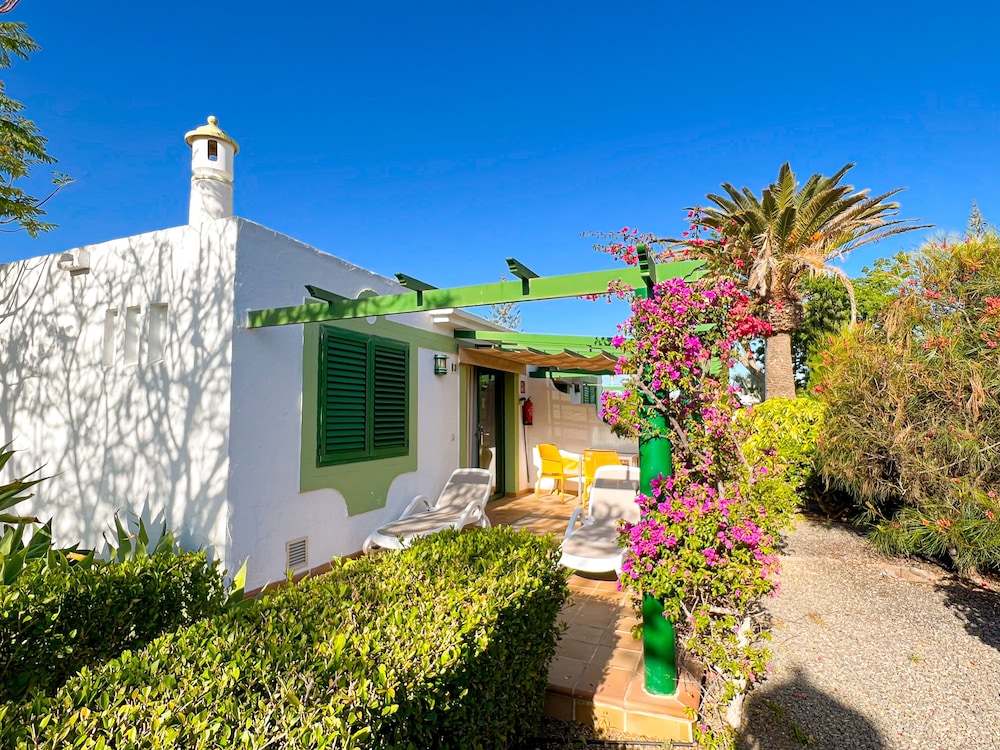Cordial Sandy Golf Bungalows 15/49