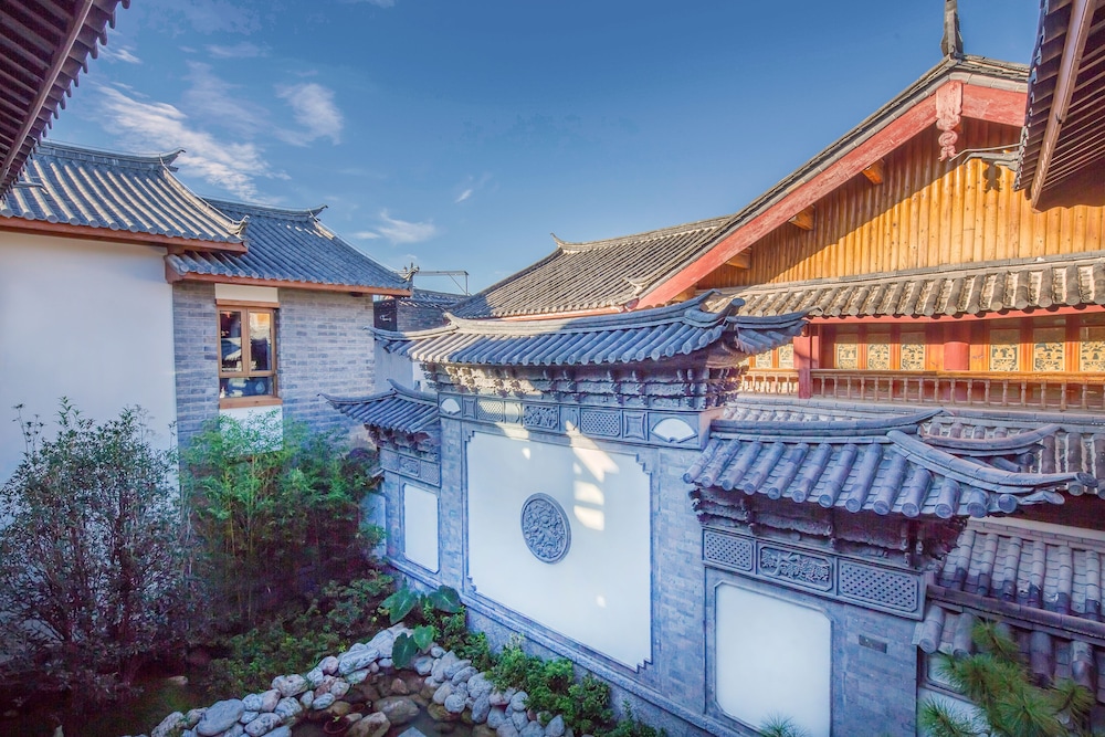 LUX Tea Horse Road Lijiang 1/44