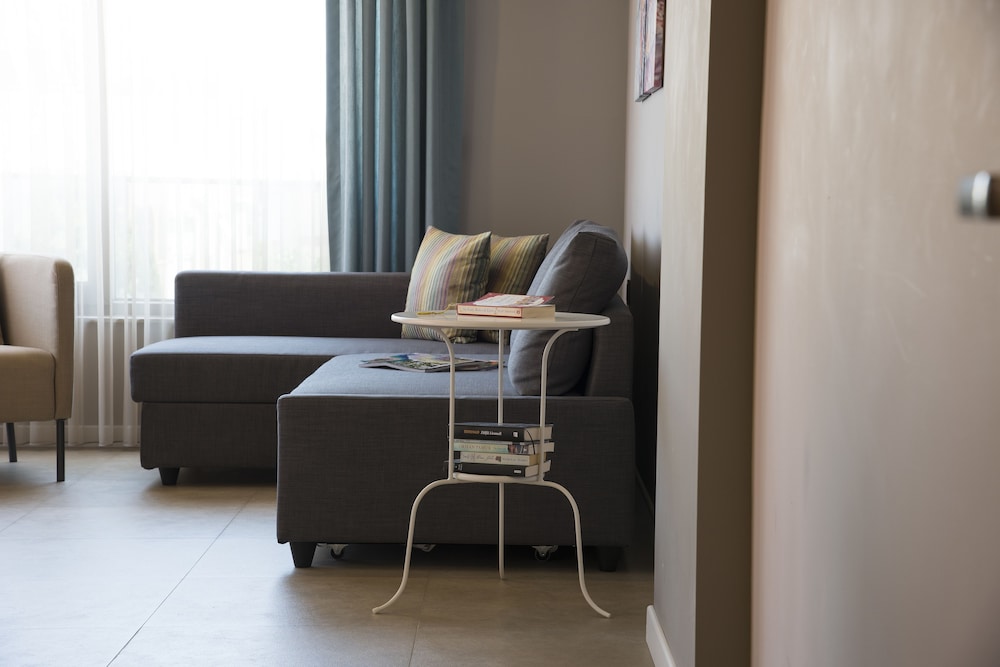 Trend Suites 37/45