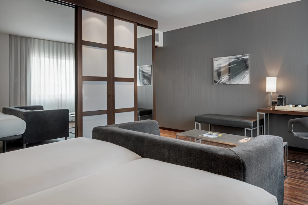 Ac Hotel San Sebastian de Los Reyes By Marriott 10/45