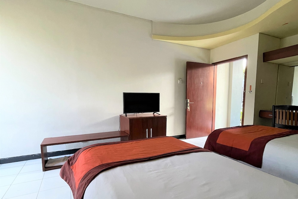 The Yani Hotel 23/57