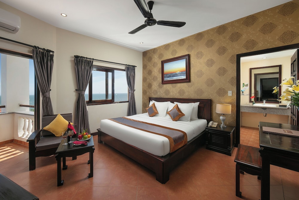 2 BEDROOMS, FAMILY, OCEAN VIEW