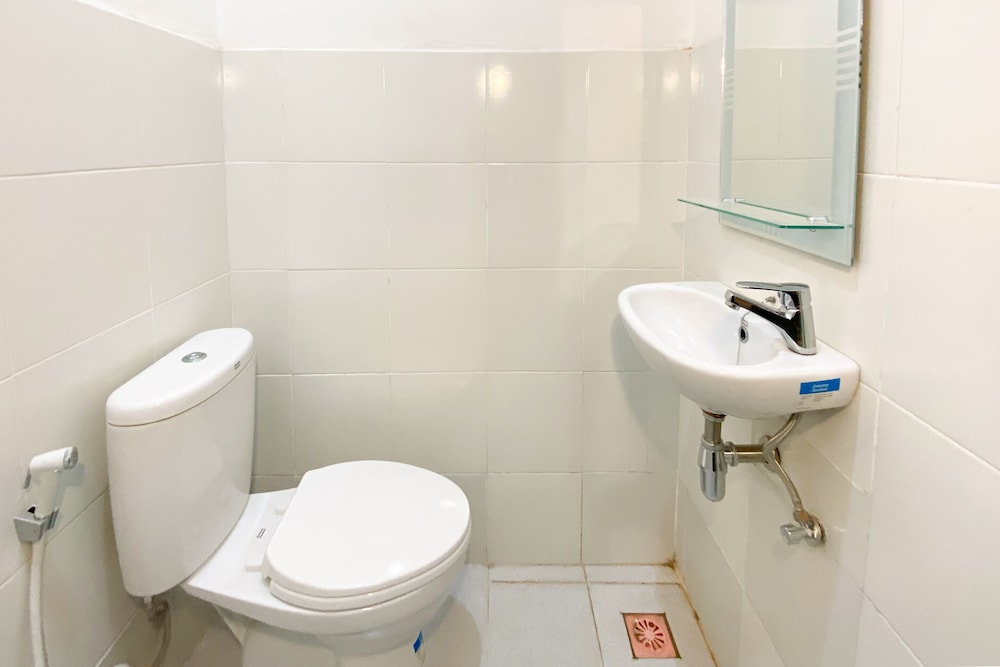 Super OYO Capital O 3092 Falah Residence Syariah 23/24