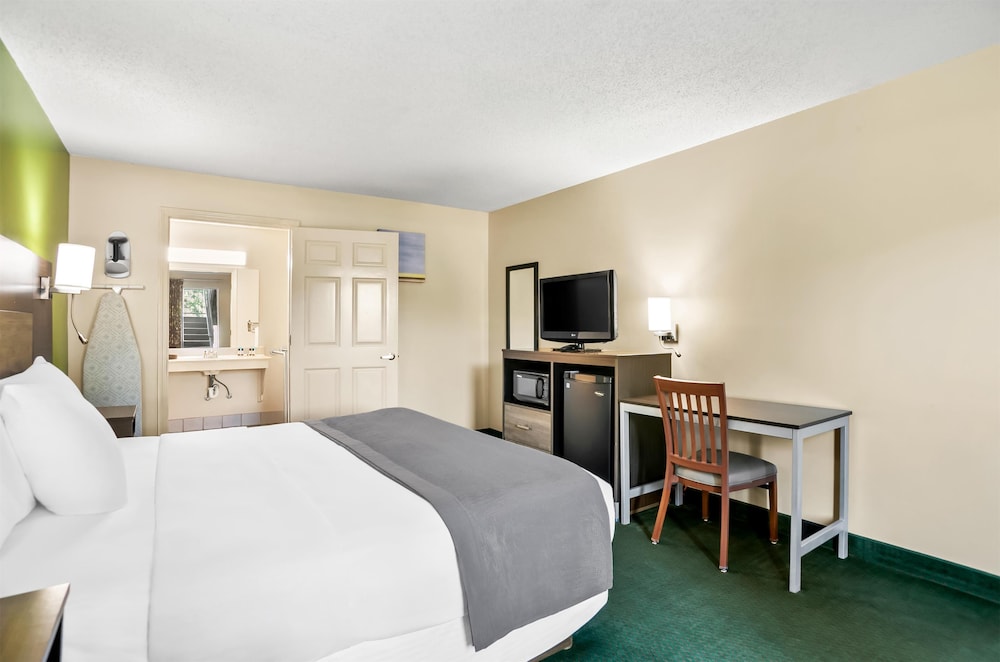 Americas Best Value Inn Rome 14/50