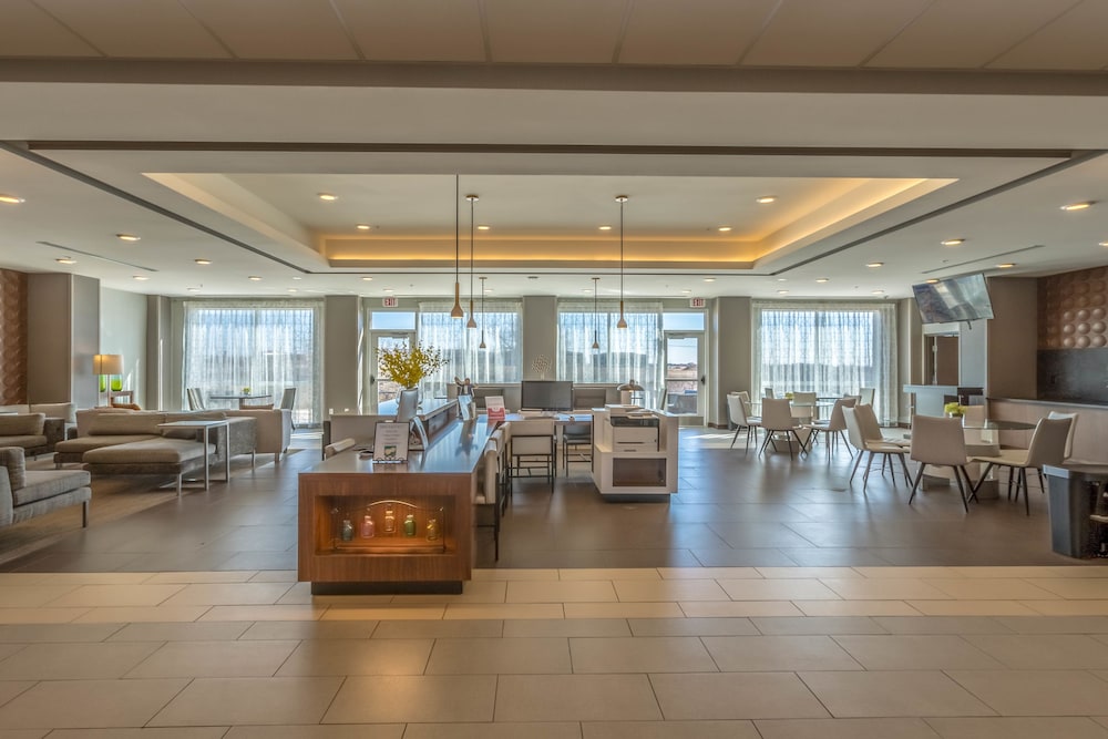 Hawthorn Suites by Wyndham Loveland 30/43