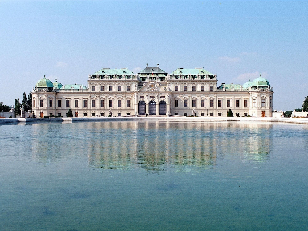 Hotel Mercure Wien Westbahnhof 68/71