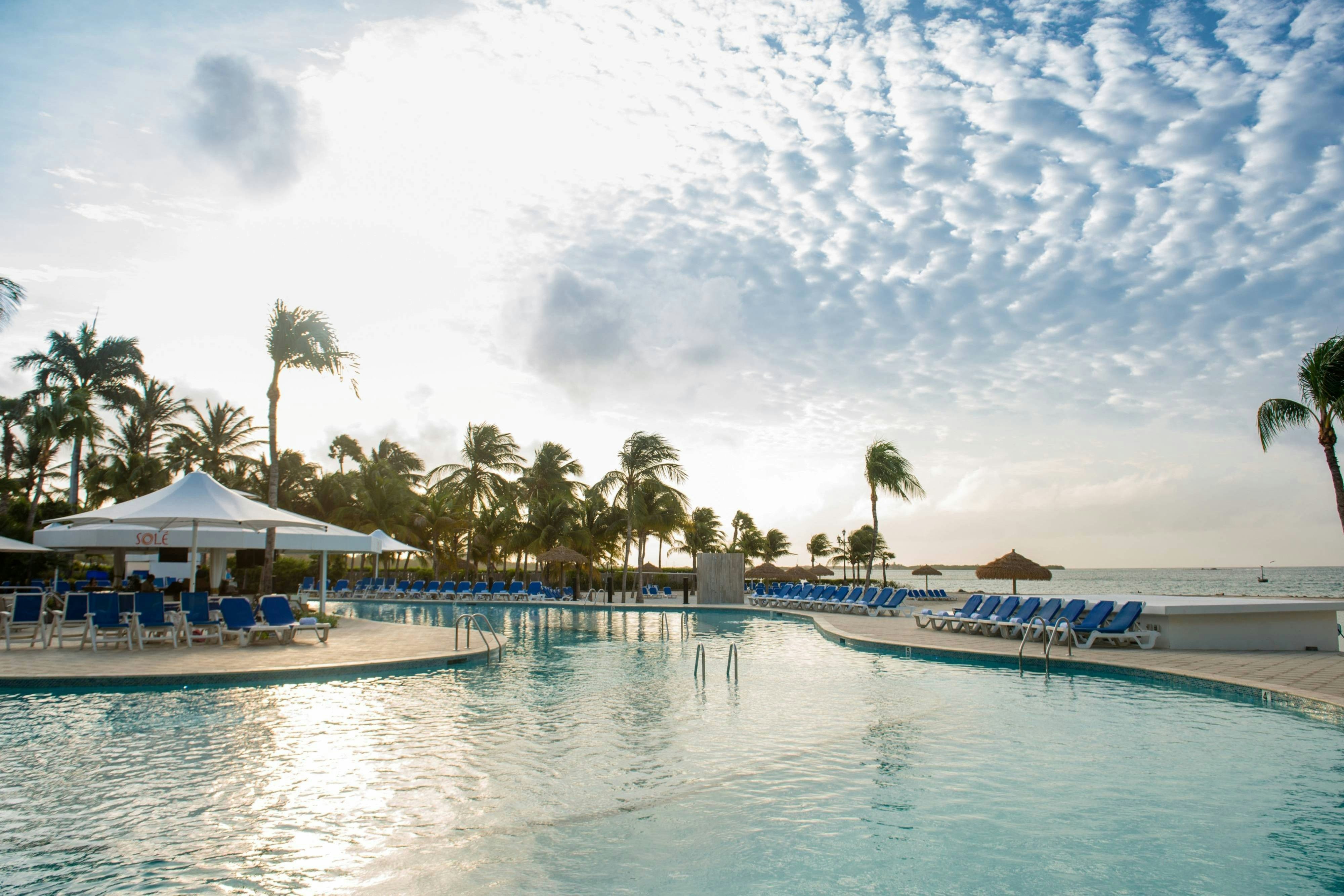 Renaissance Wind Creek Aruba Resort 89/92