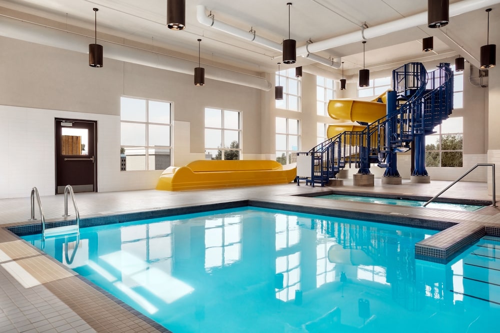 Microtel Inn And Suites By Wyndham Val-D Or 3/26