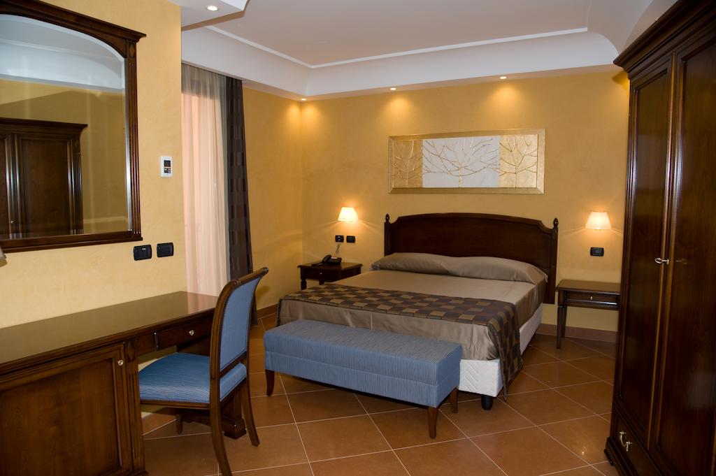 Classic, Double Bed, Balcony