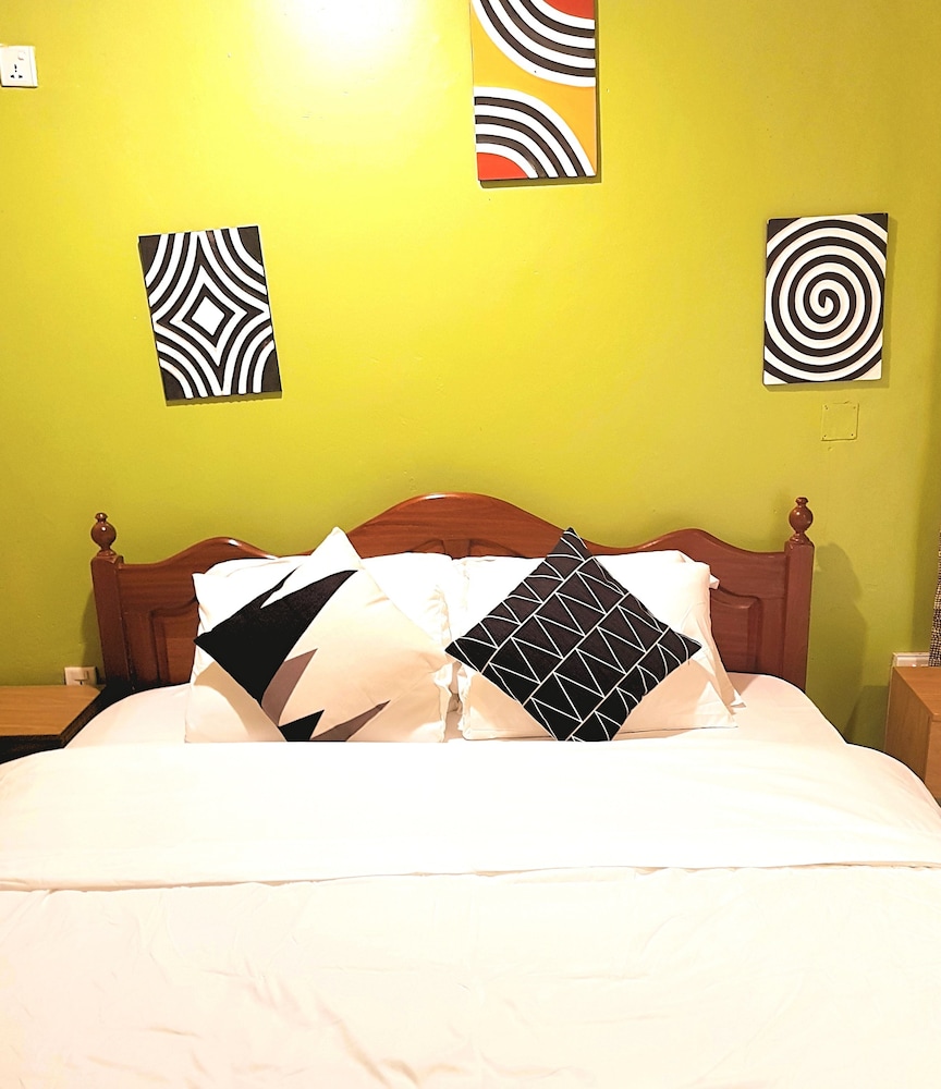 STANDARD, DOUBLE BED, PRIVATE BATHROOM