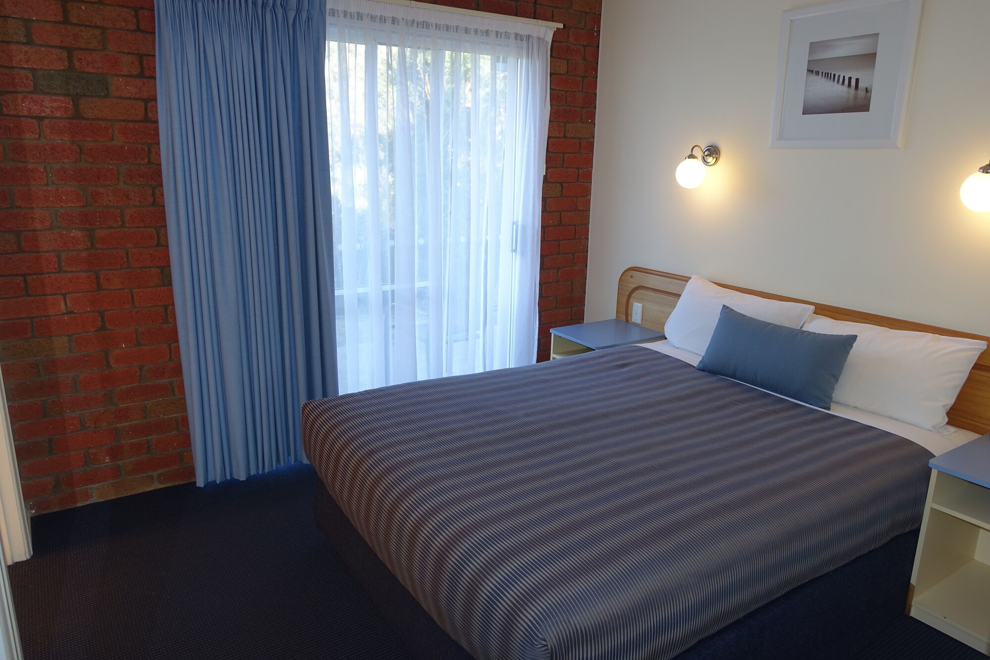 Spa, Queen and Twin Beds