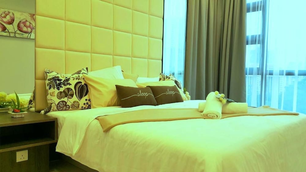 Platinum Suites AT Swiss Garden 14/45