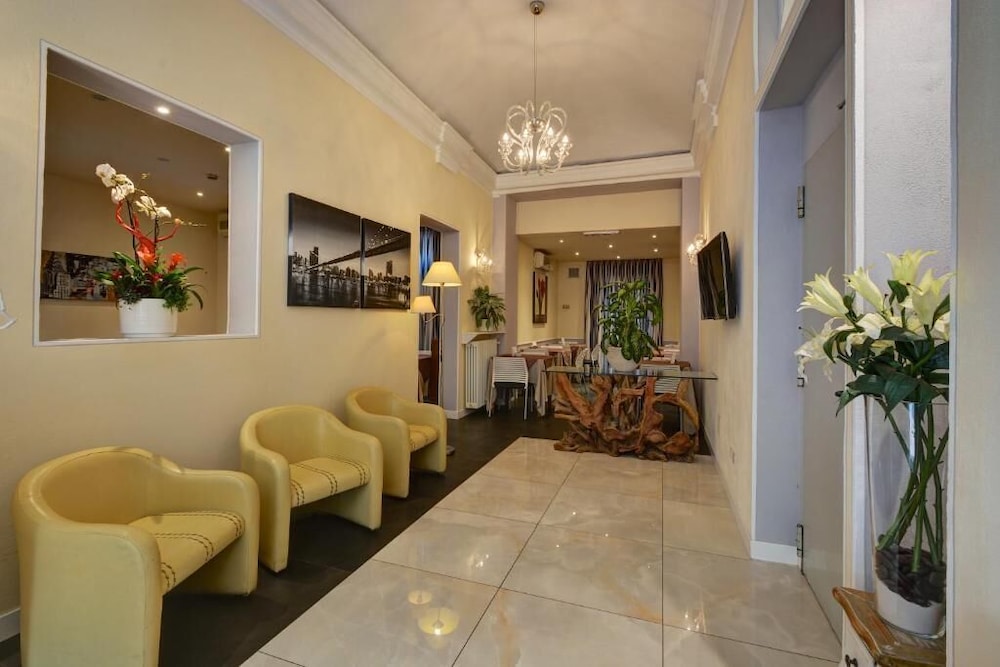 Hotel Universo 20/36