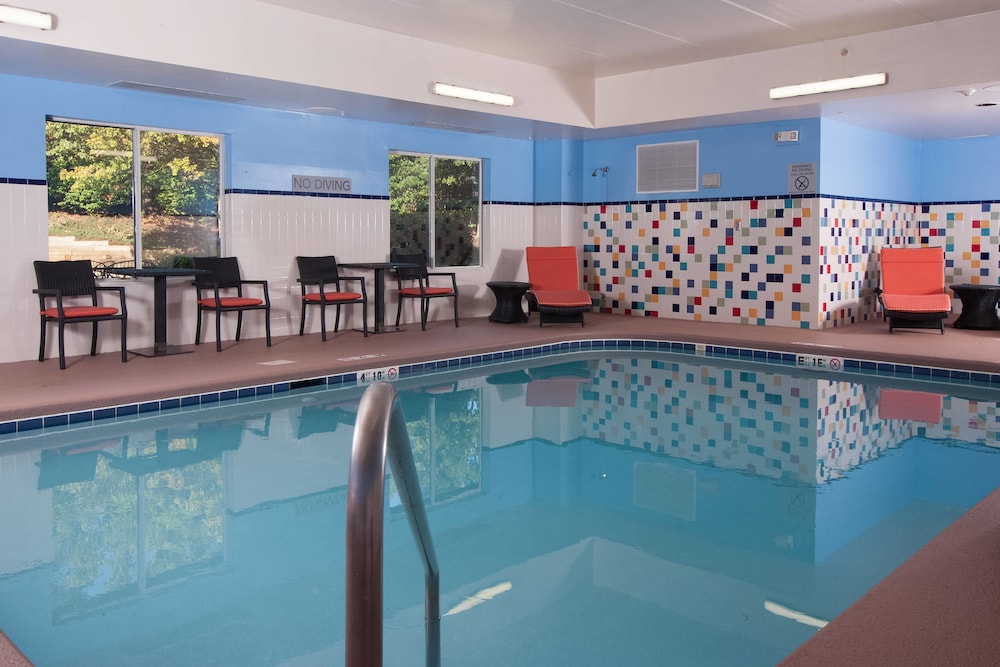 Fairfield Inn Charlotte Gastonia 4/38