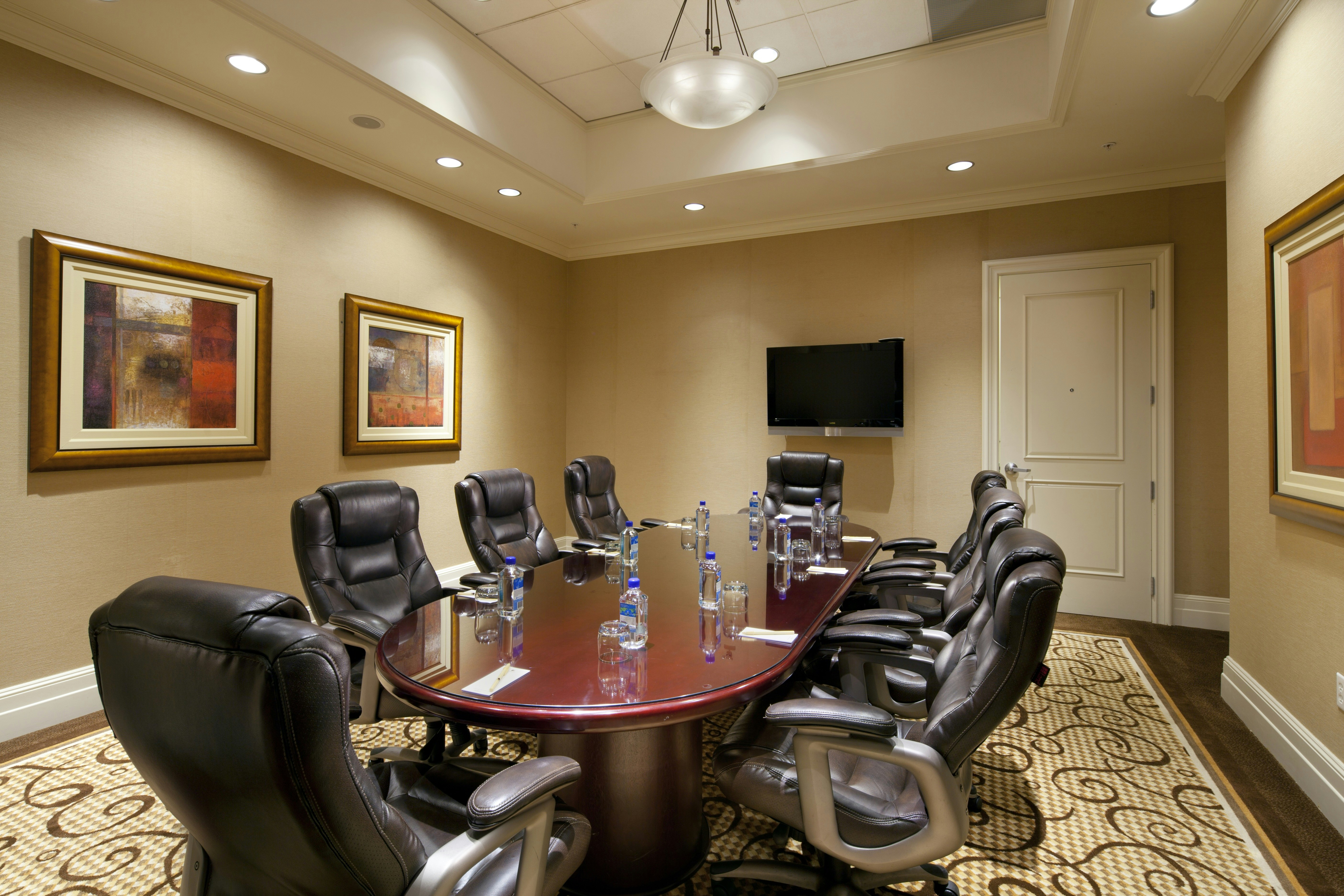 DoubleTree Suites by Hilton Hotel Anaheim Resort - Convention Center 48/56