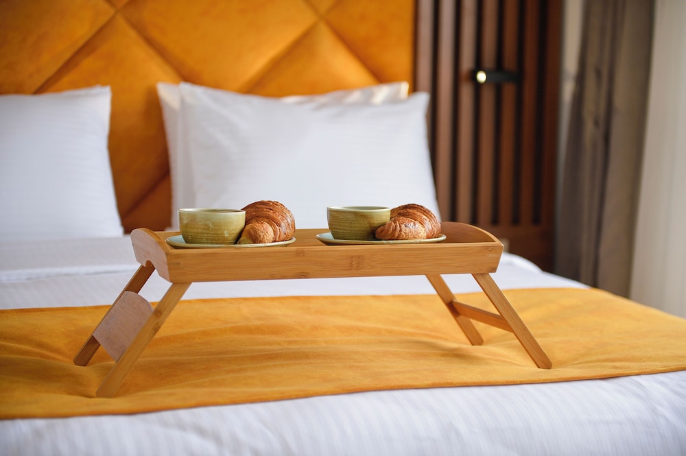 Calligraphy Hotel 27/50