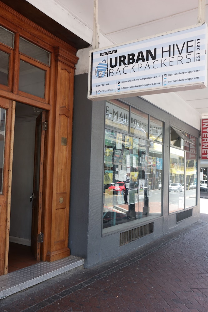Urban Hive Backpackers 3/50