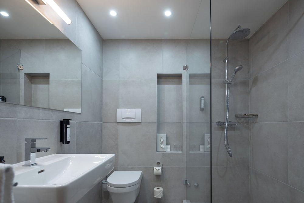 Q! Hotel Maria Theresia 48/50