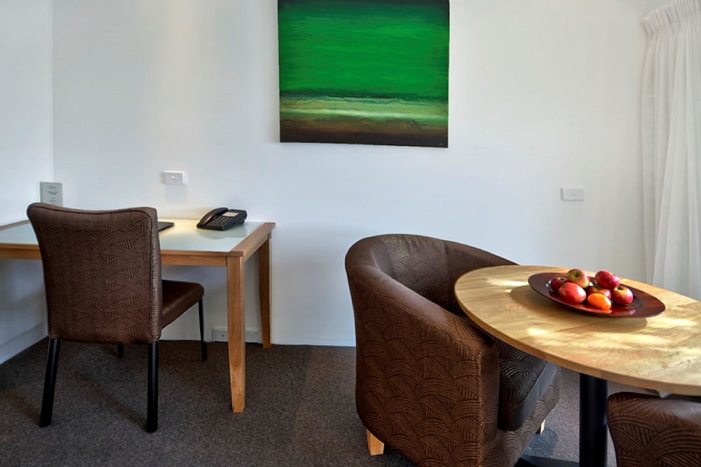 Best Western Geelong Motor Inn and Serviced Apartments 38/40
