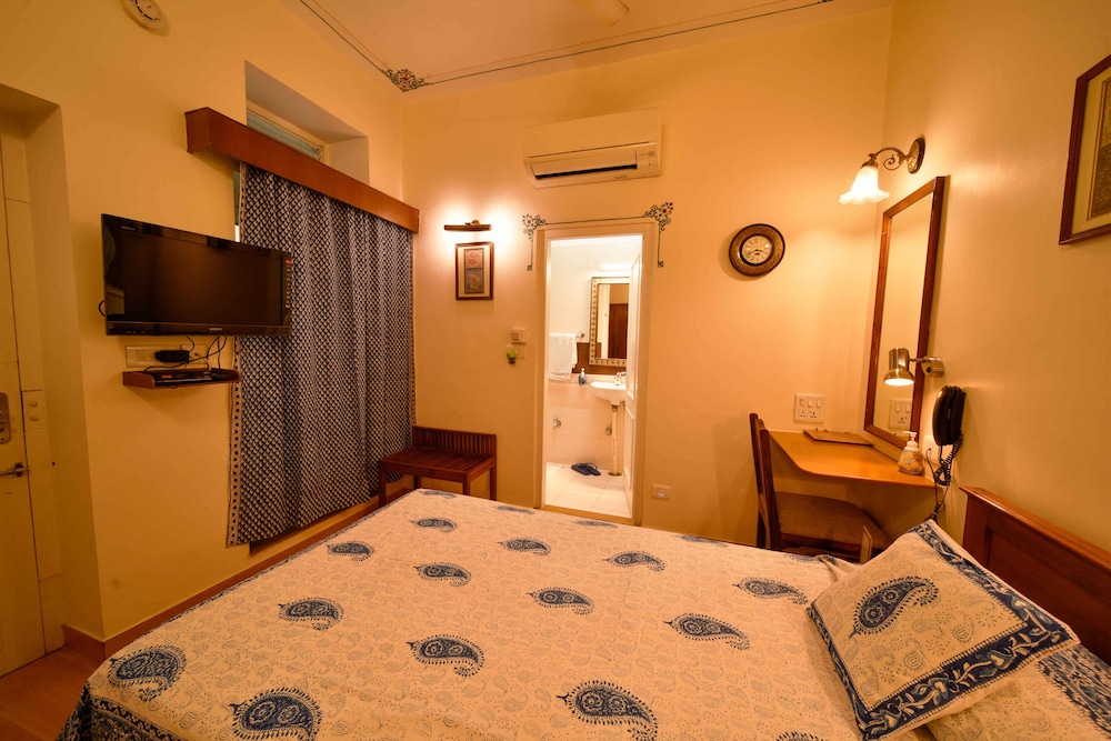 Hotel Arya Niwas 19/47