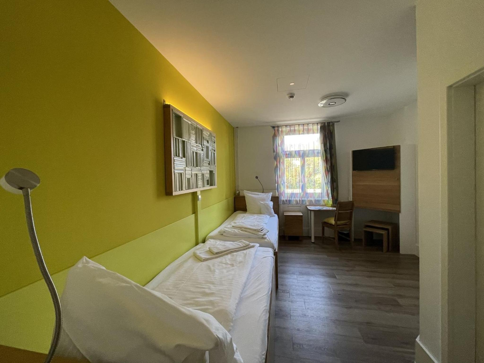 Bahnhof Balingen Hotel 21/47