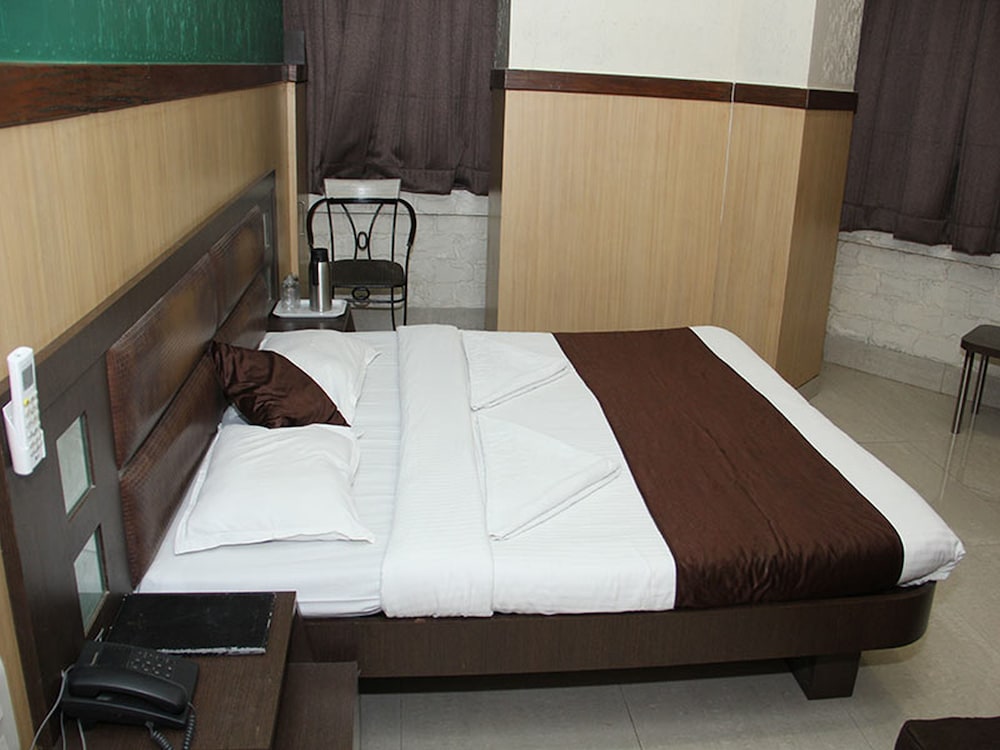 Oyo Rooms Mumbai Central 5/20