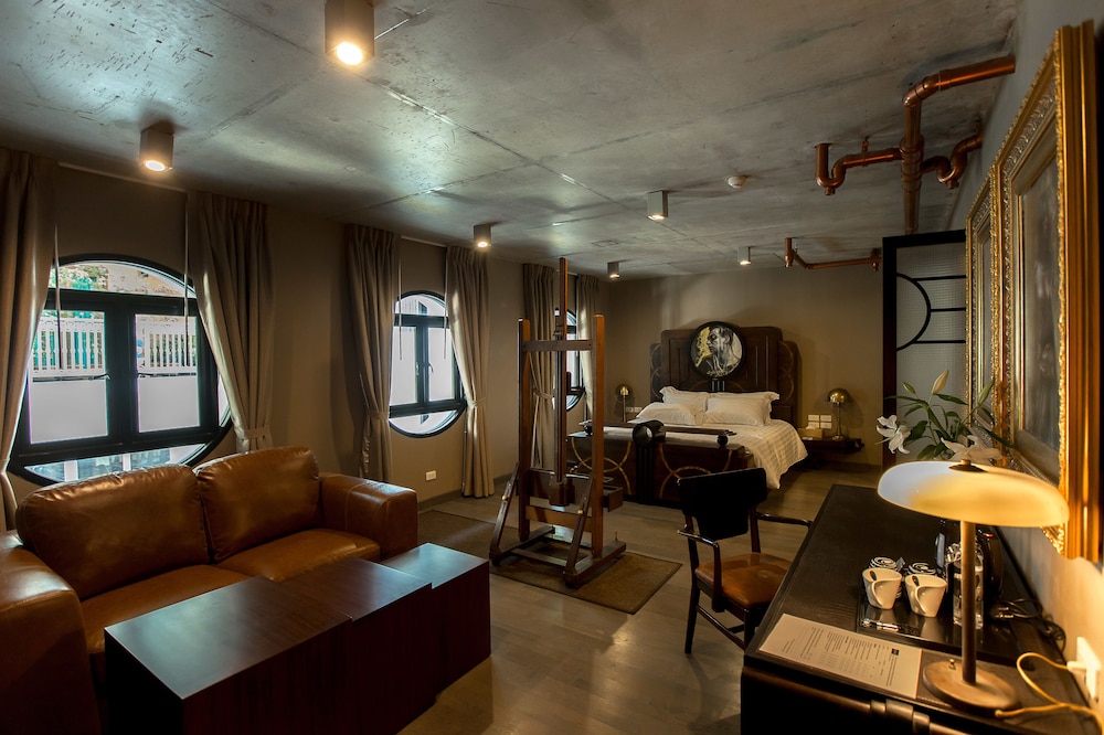 Art Mai Gallery Nimman Hotel 45/69