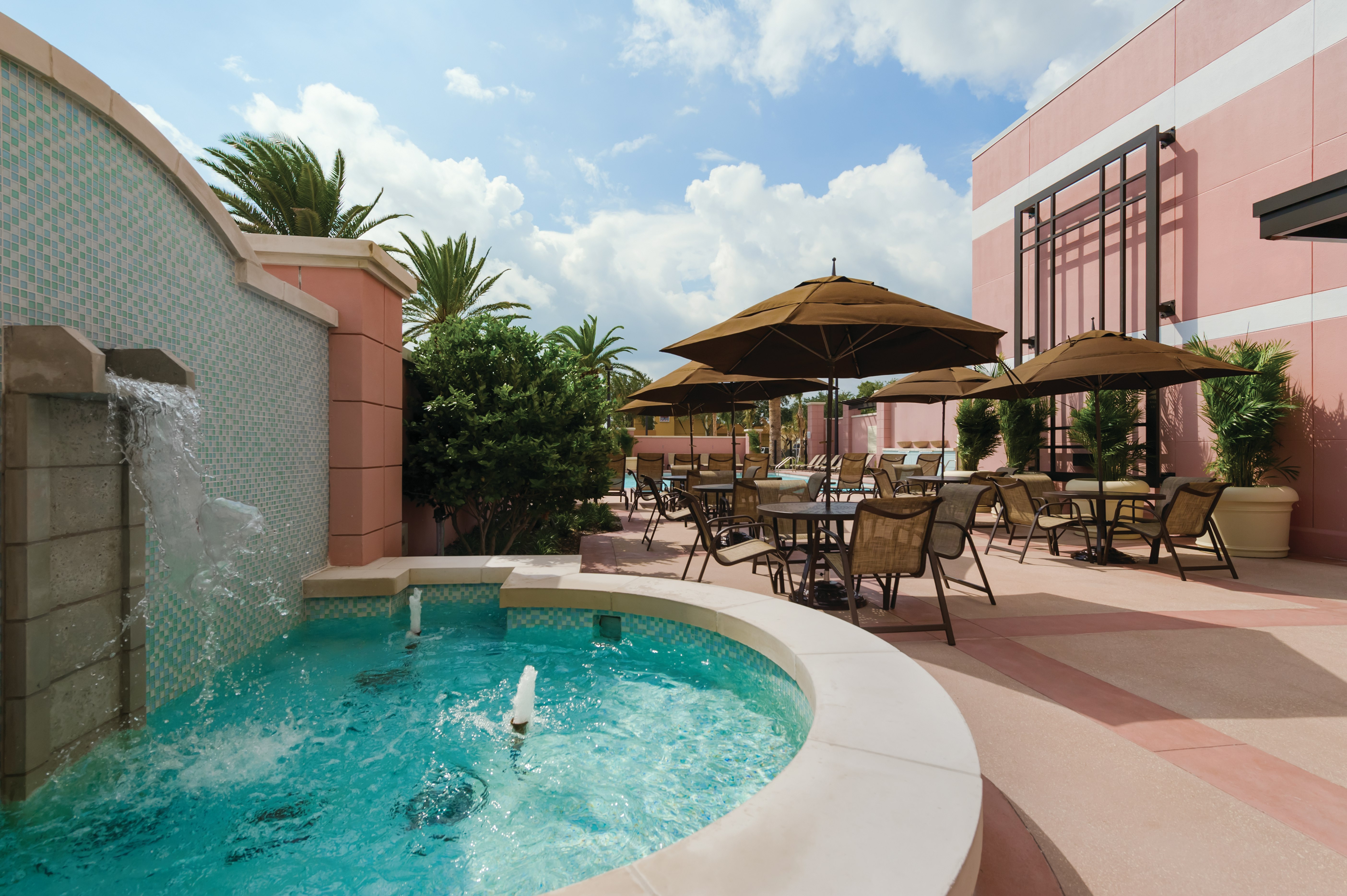 Embassy Suites By Hilton Orlando Lake Buena Vista South 82/82