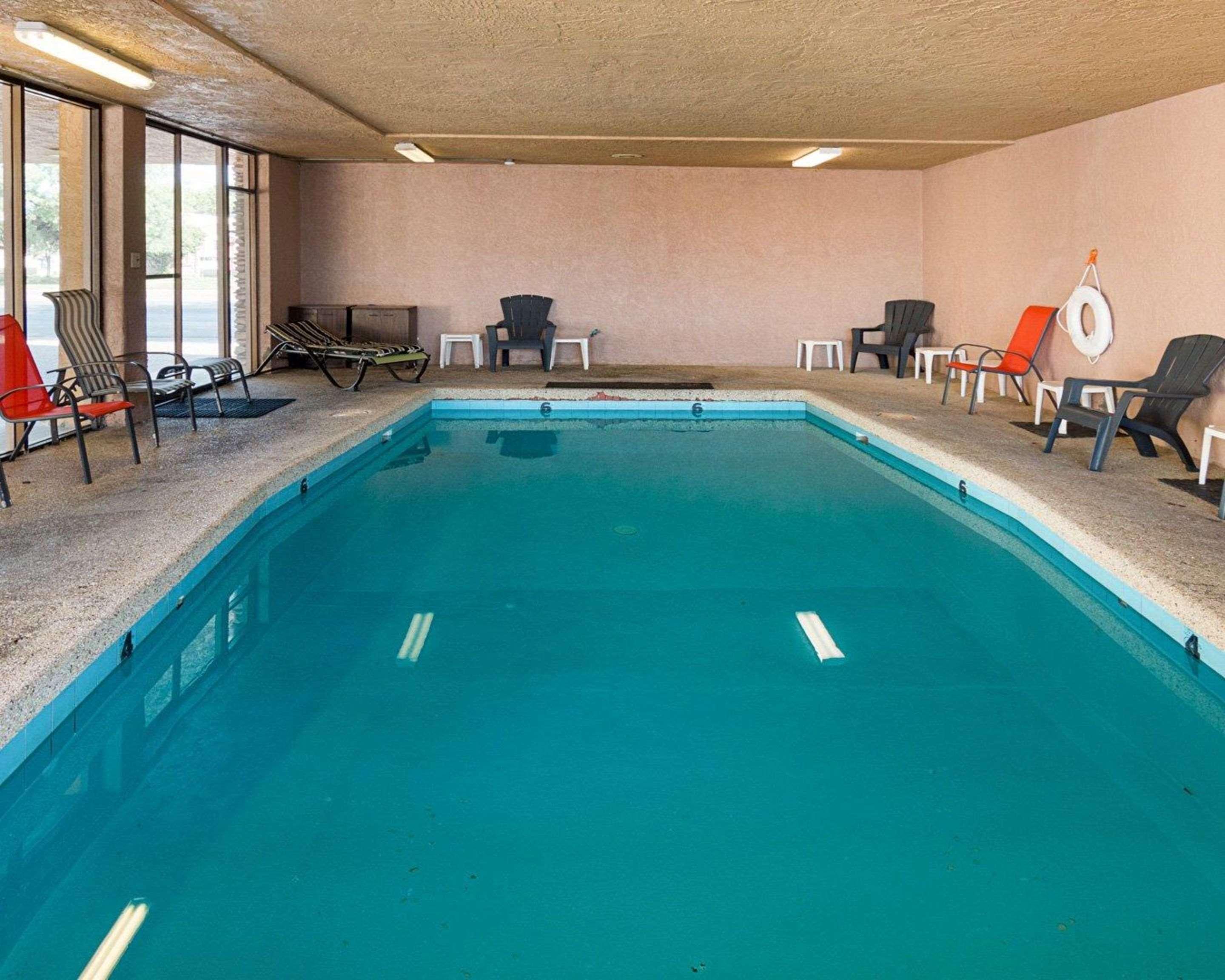Econo Lodge San Angelo 11/19