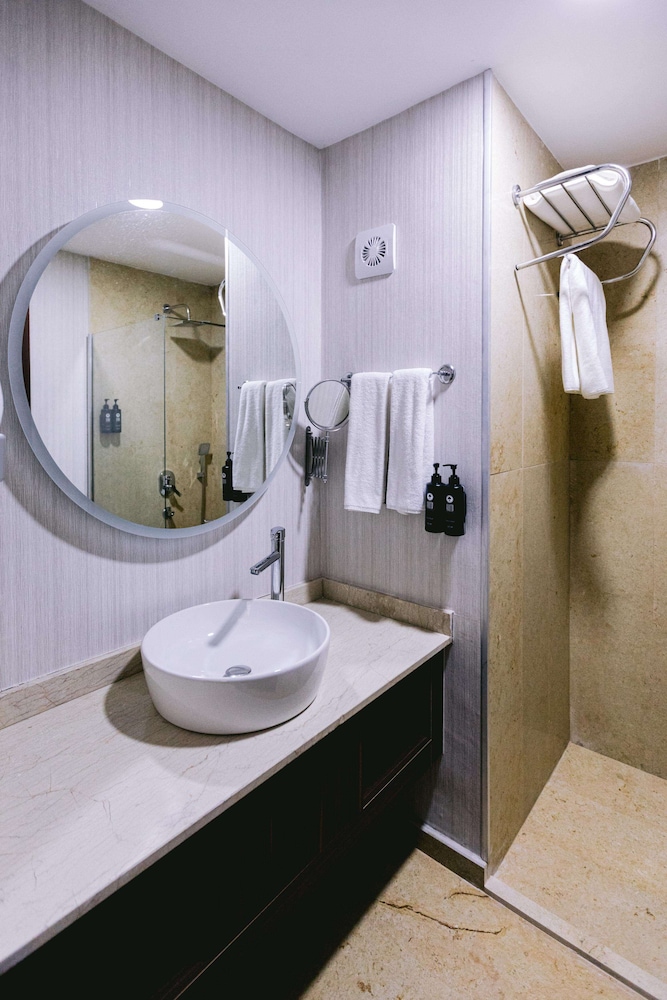 Ramada by Wyndham Cesme 66/67