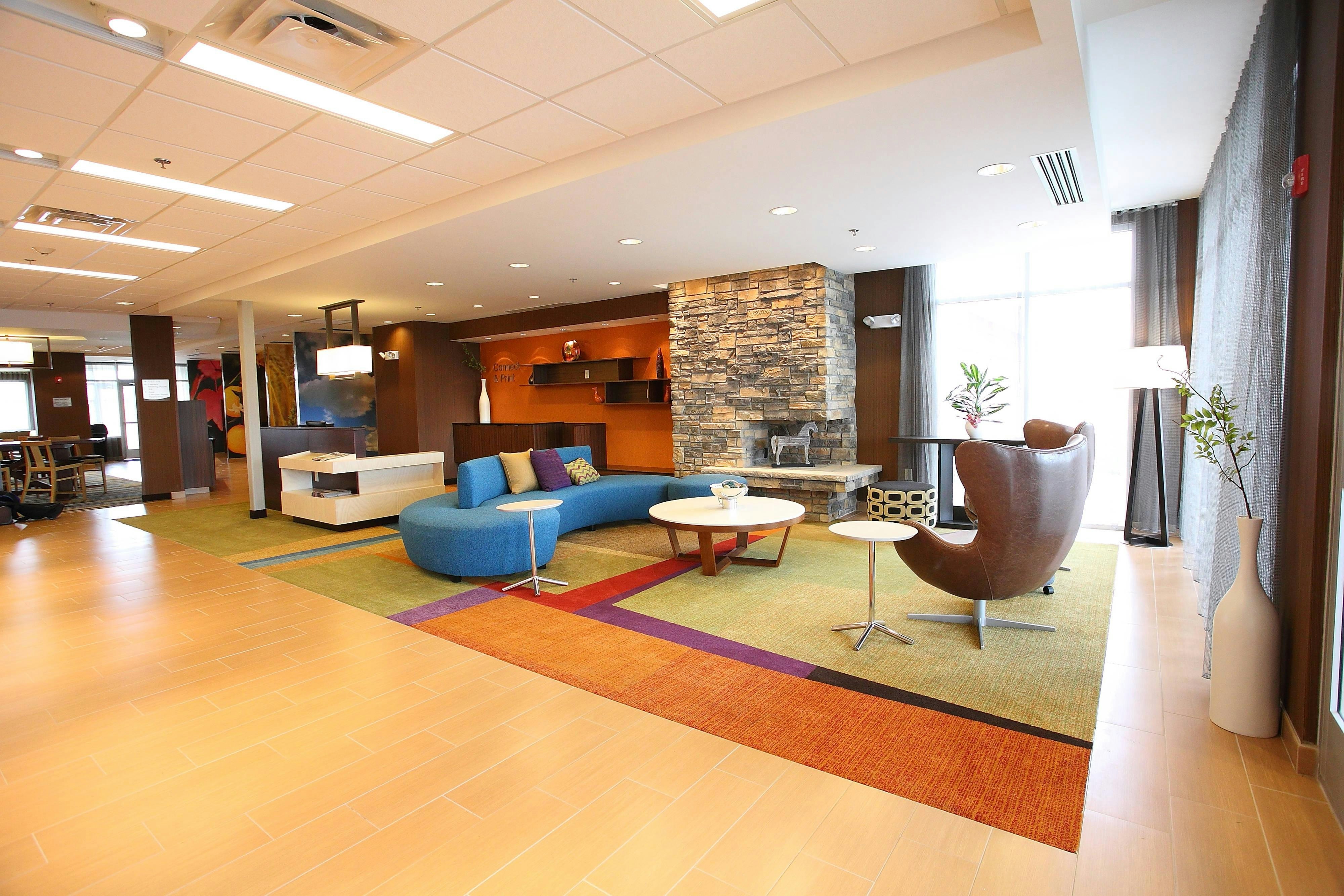 Fairfield Inn Suites East Grand Forks 5/10