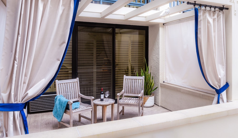 Portola Hotel Spa At Monterey Bay 13/44