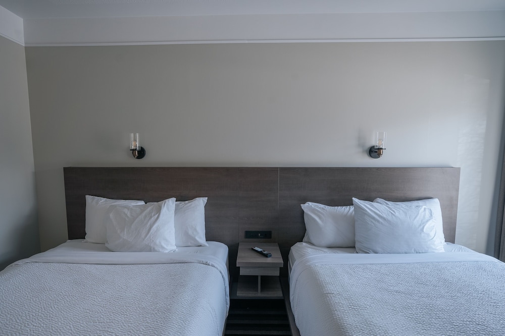 ROOM, 2 QUEEN BEDS, PET FRIENDLY