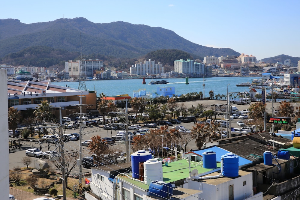 Dorcas Tourist Hostel 29/30