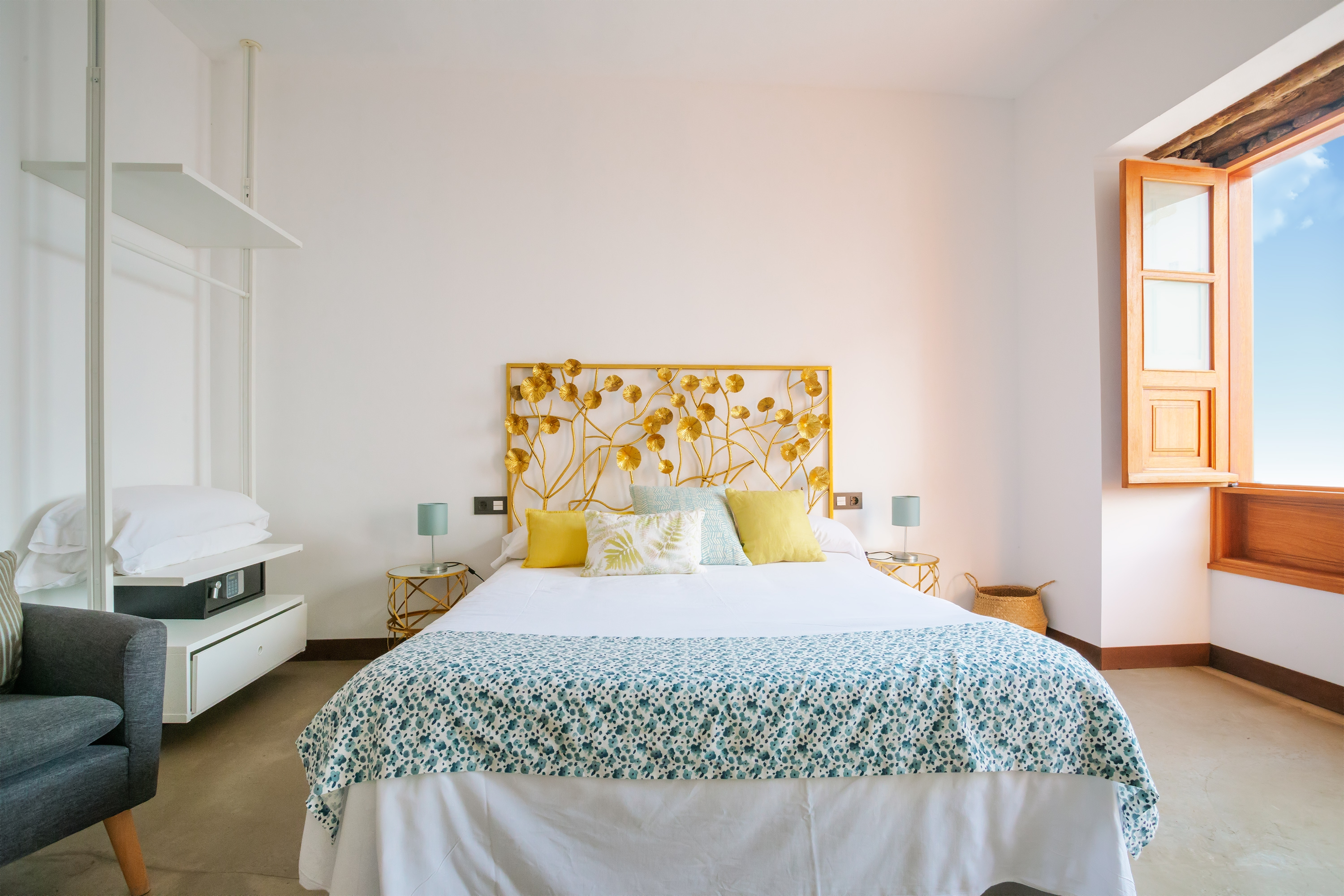 El Charco Suites 12/50
