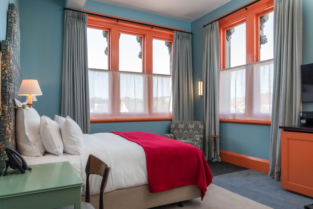 The Observatory Hotel 14/50