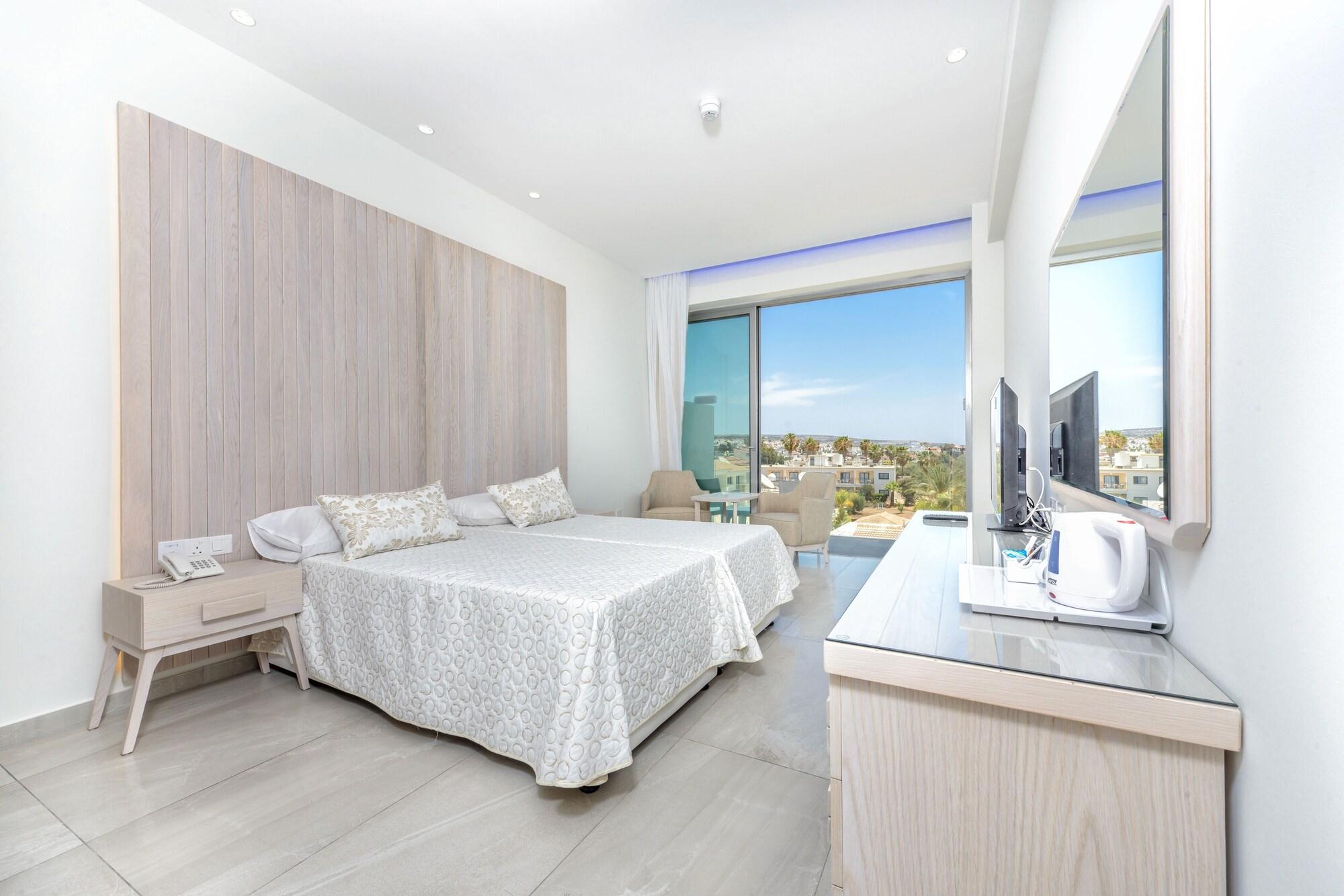 DOUBLE ROOM DELUXE INLAND VIEW