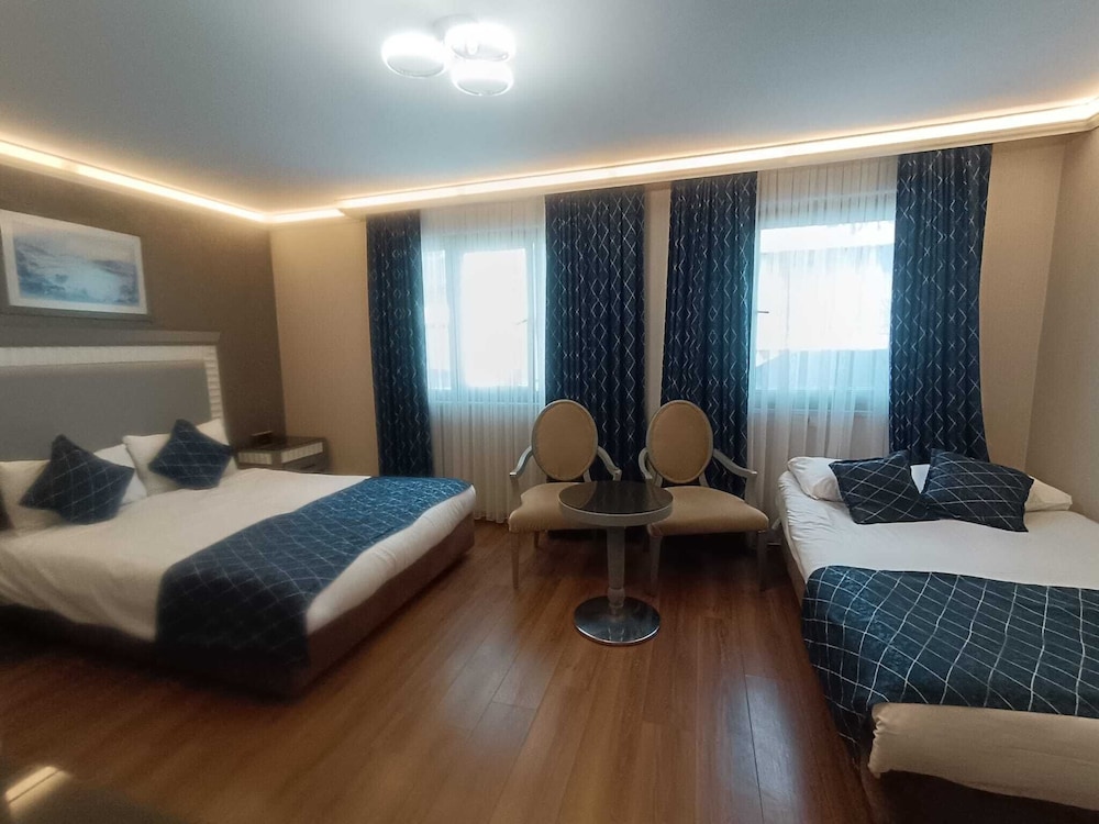 Mineo Park Hotel 37/58
