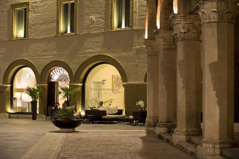 Palazzo Bontadosi Hotel & Spa 4/34