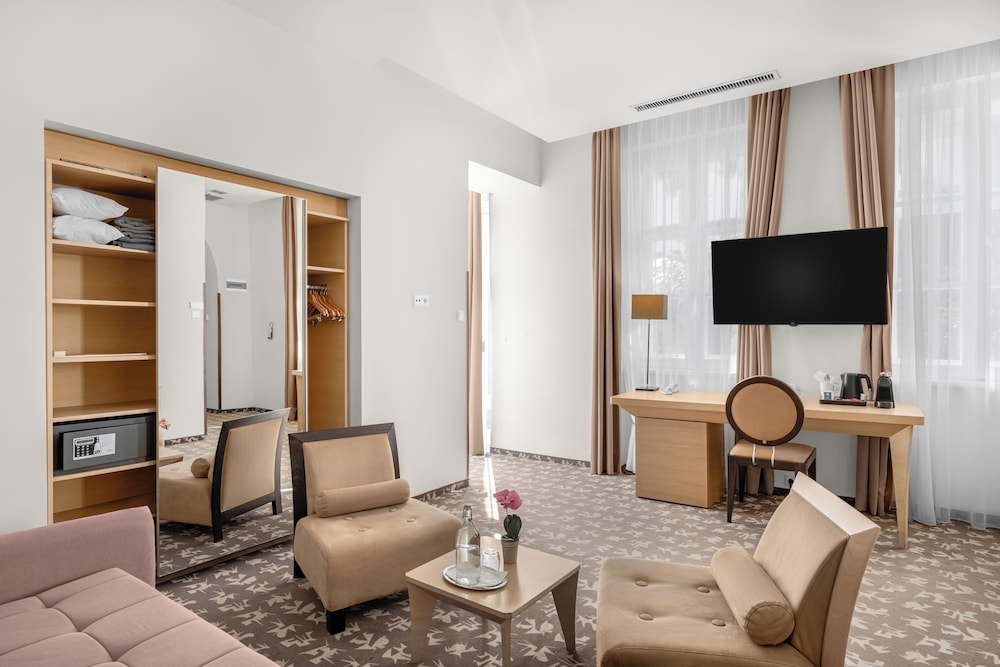 Buda Castle Fashion Hotel 56/66