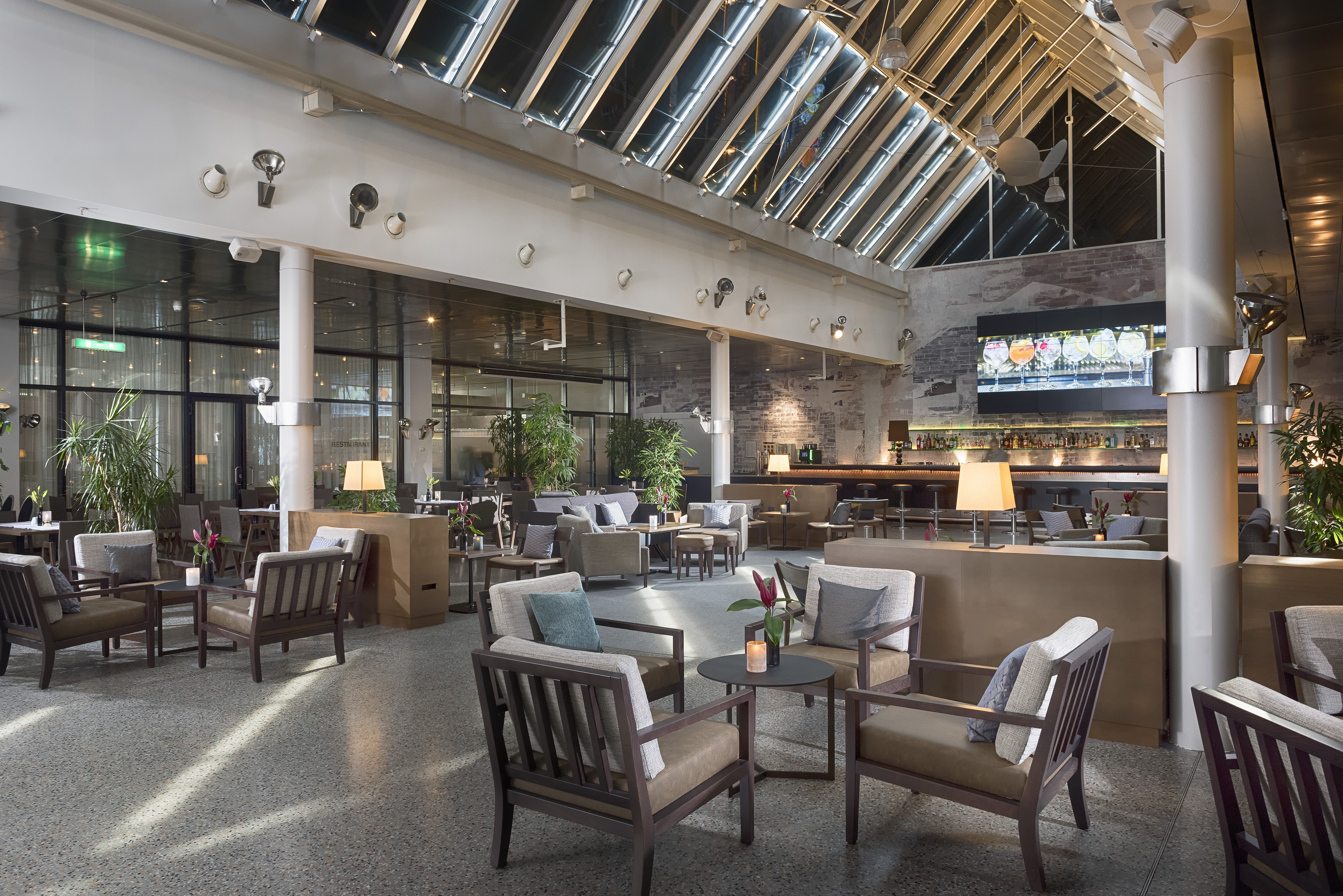 HOLIDAY INN BERLIN CITY WEST 42/71