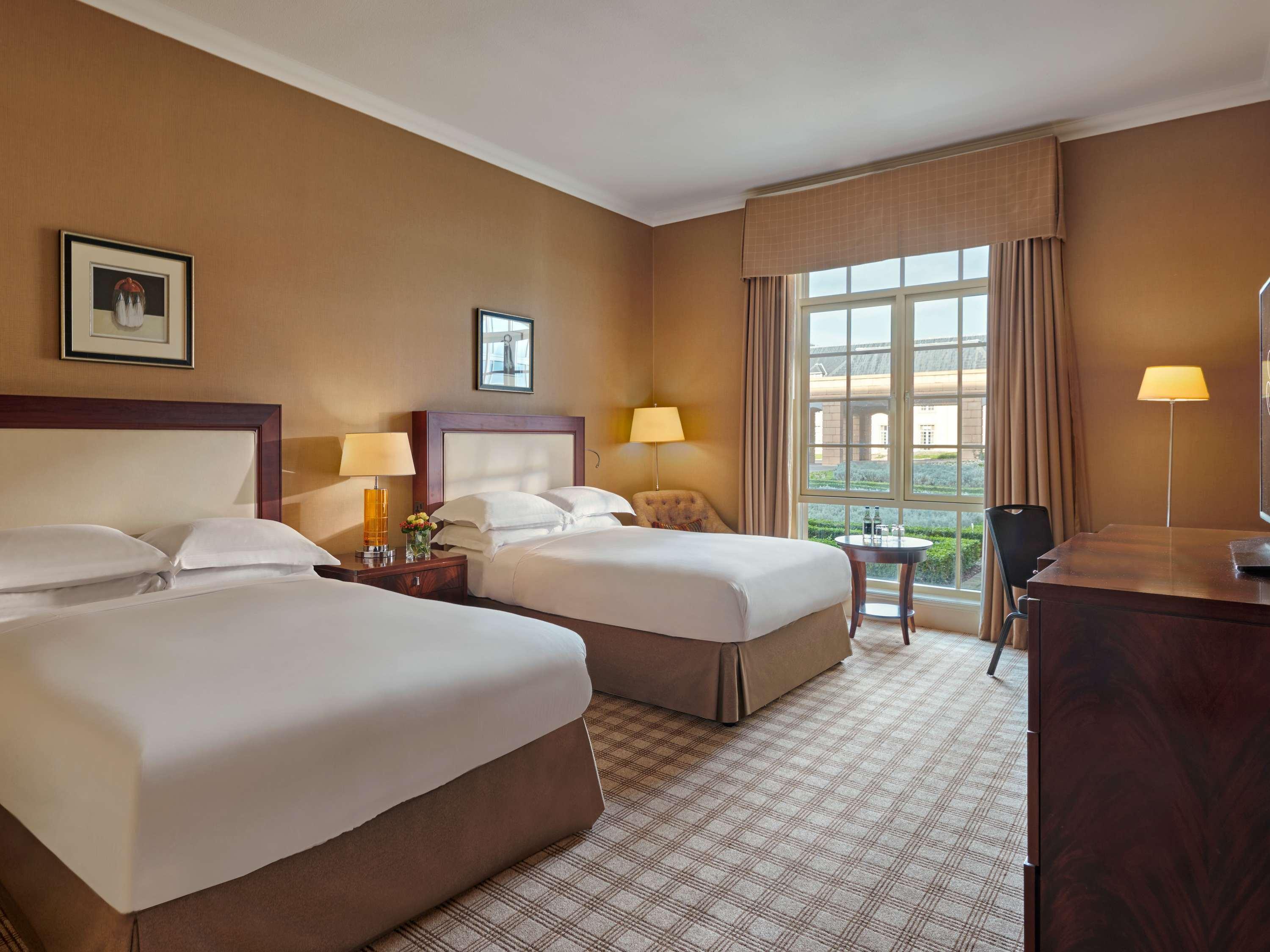 fairmont, 2 double beds, accessible