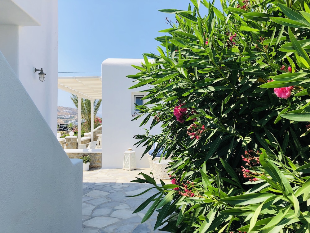 Eleftheria Hotel 38/50
