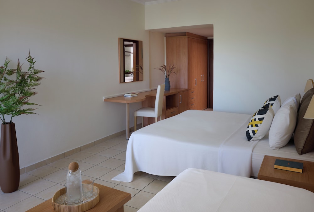 Blue Bay Beach Resort 43/61