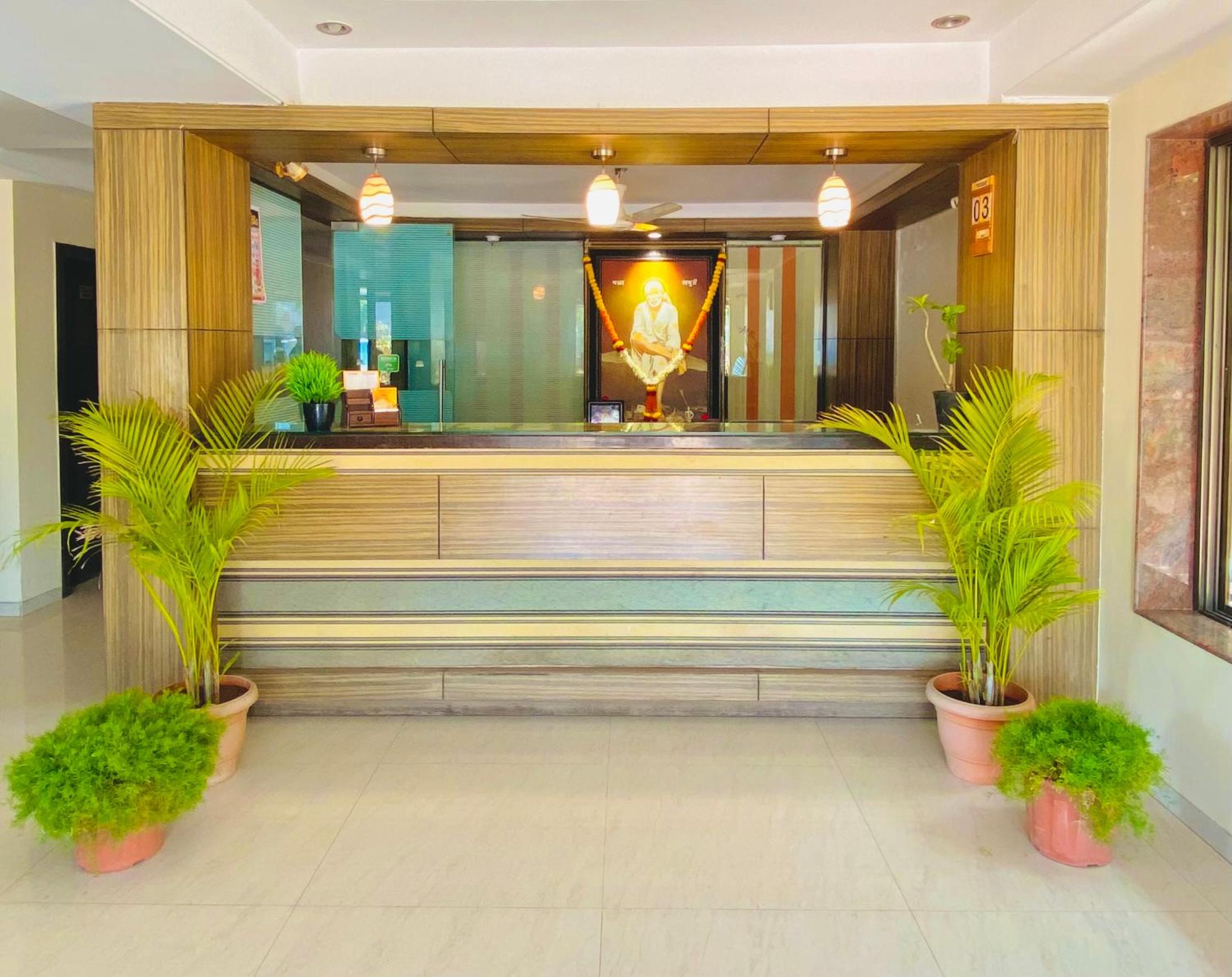 Hotel Sai Gurusthan 17/70