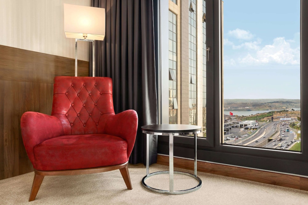 Ramada by Wyndham Beylikduzu 36/56