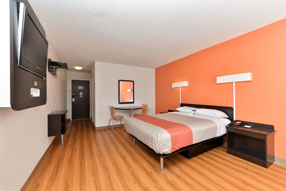 Motel6 Fort Worth, TX - Downtown East 27/52